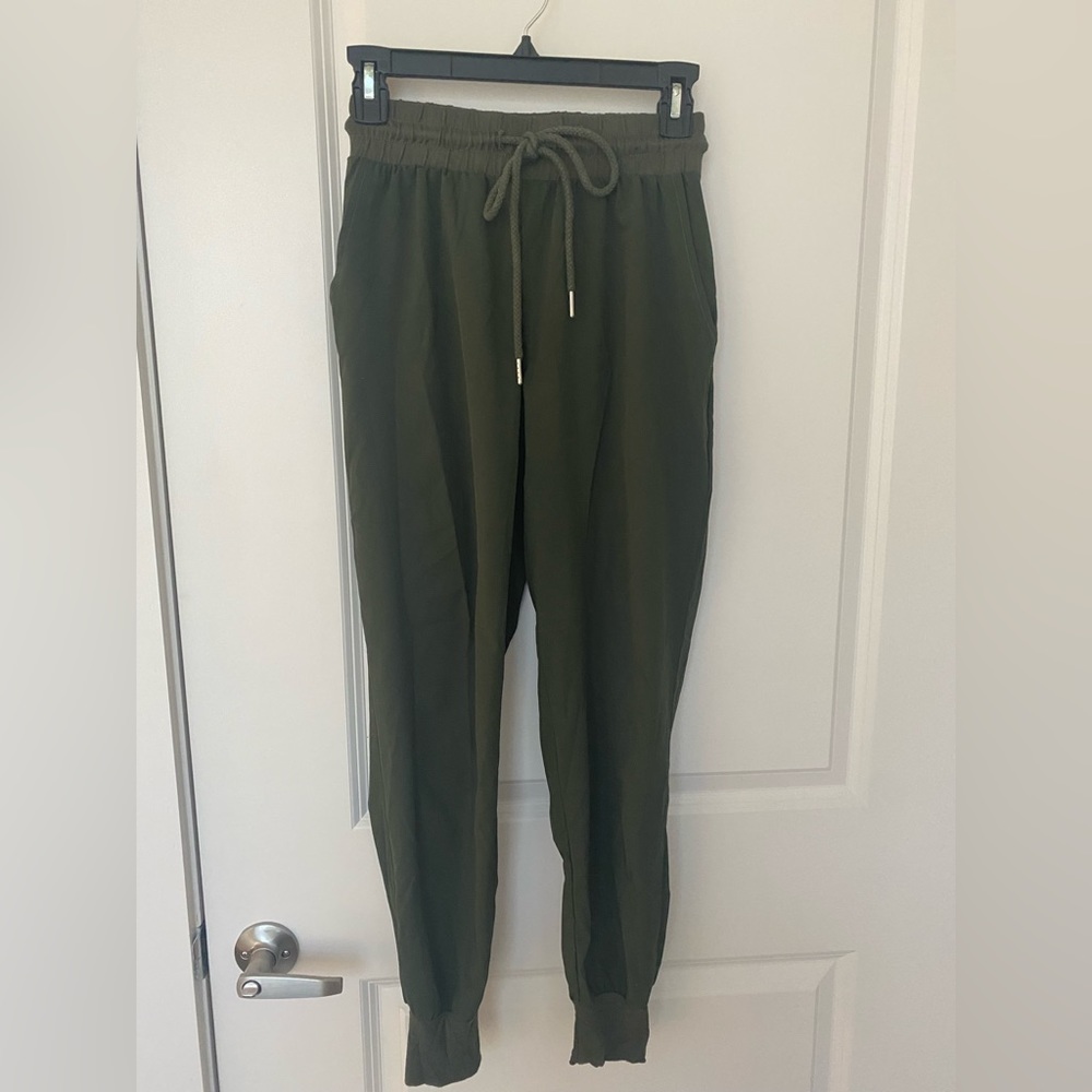 Urban Outfitters Out From Under Piper Woven Jogger Pant
